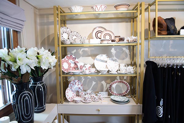 Themis Z - Flagship store gallery image
