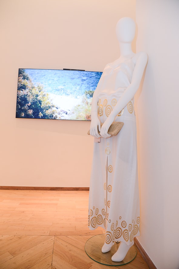 Themis Z - Flagship store gallery image