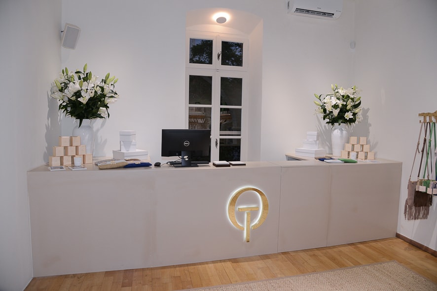 Themis Z - Flagship store gallery image