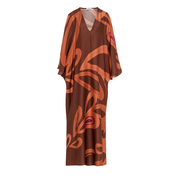 Amalthea kaftan with fluid silhouette and subtle shoulder splits for effortless elegance. Soft viscose-silk blend with relaxed fit and graceful drape. 